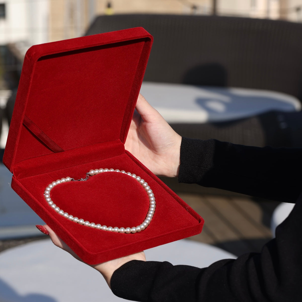 White Pearl Necklace, Boxed to Gift