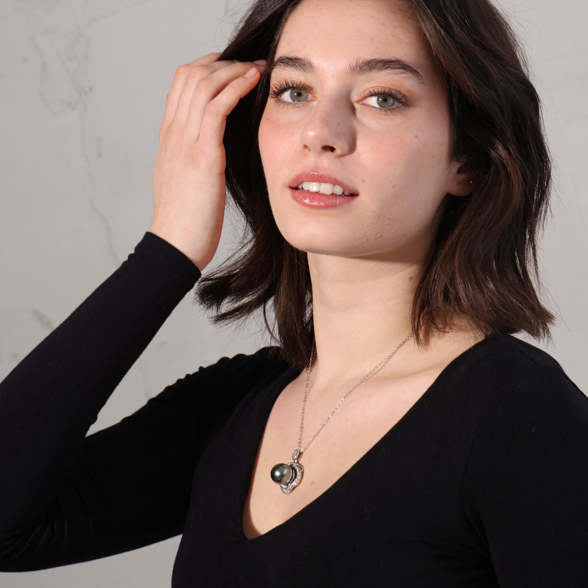 Hina's Moon Black Pearl Necklace